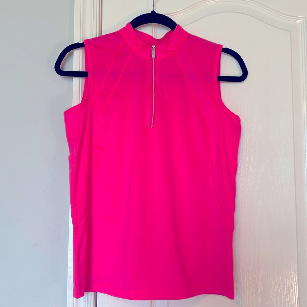 NWOT Tail performance golf polo S